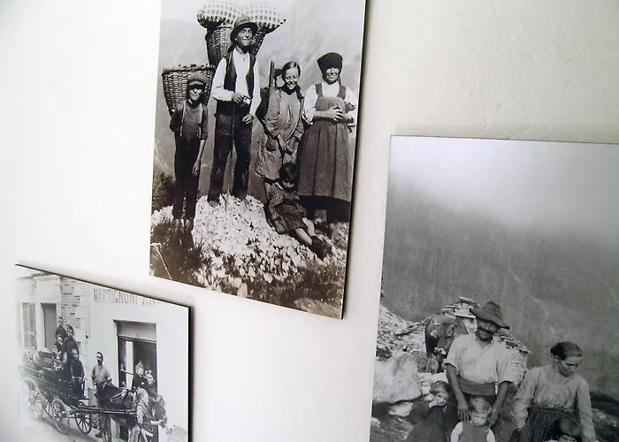 加尼罗莎阿尔皮酒店 2*