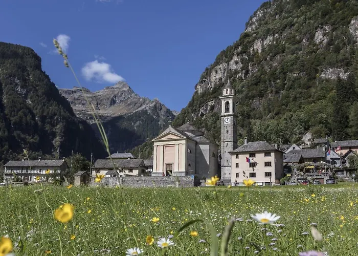 Hotel Garni Rosa Delle Alpi Gordola